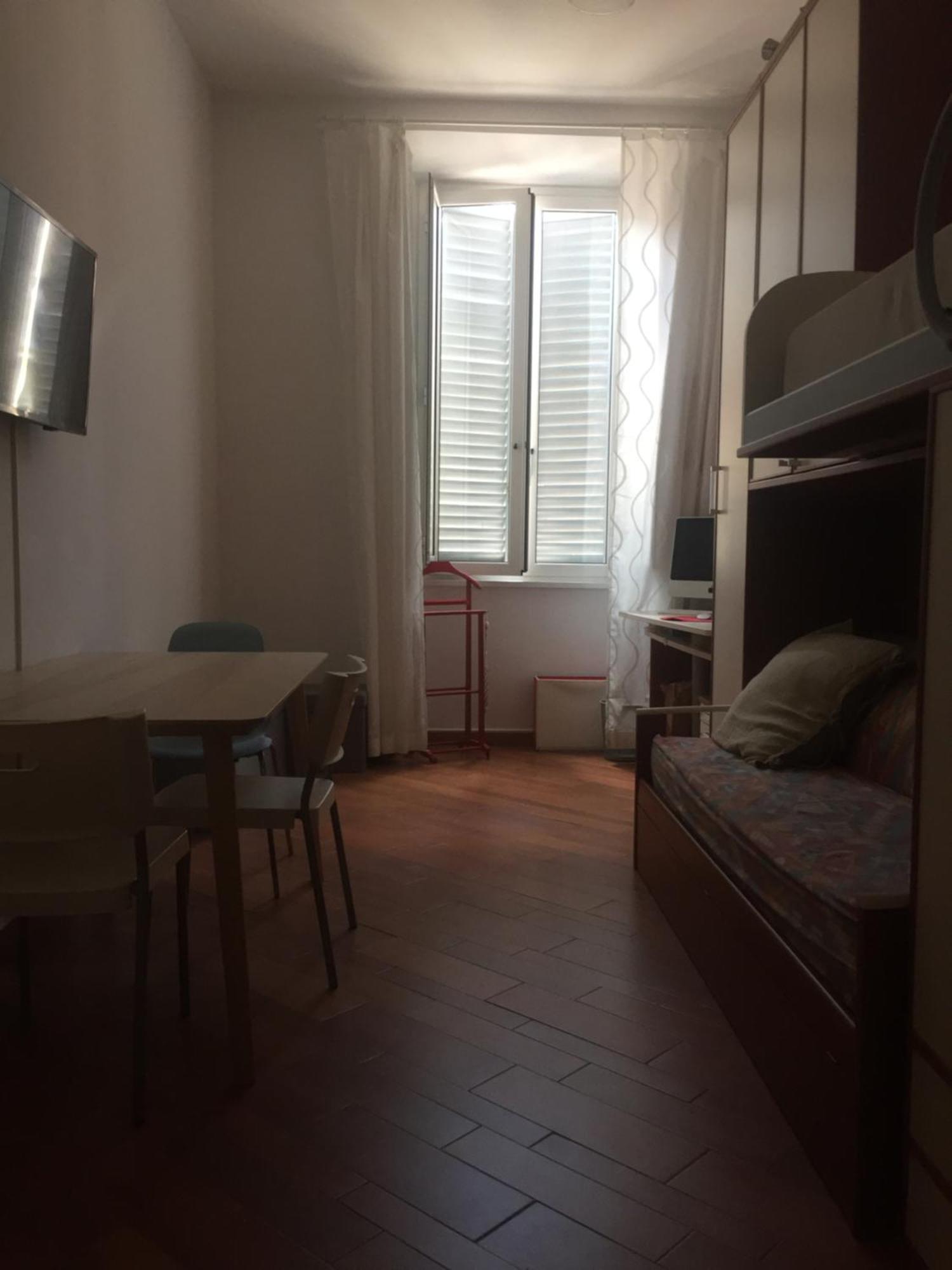 Guest Art Bed and breakfast *
